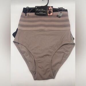 Marilyn Monroe Hi-Waist Shaping Brief Large